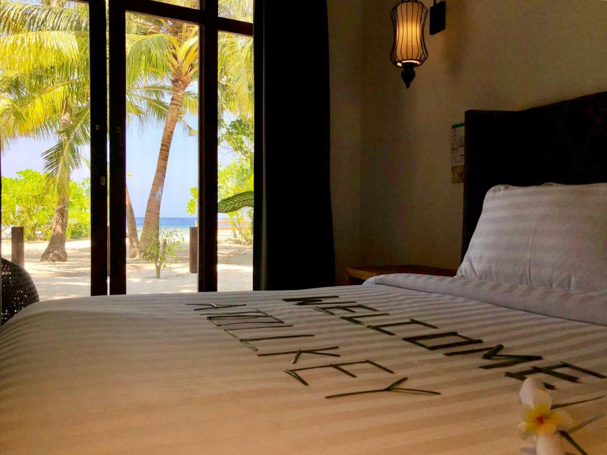 Atollkey Beach Villa Dhigurah  Exterior photo